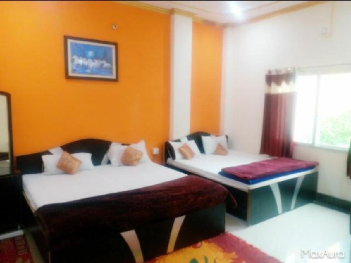 Goroomgo New Ashiyana Palace Benares Buitenkant foto