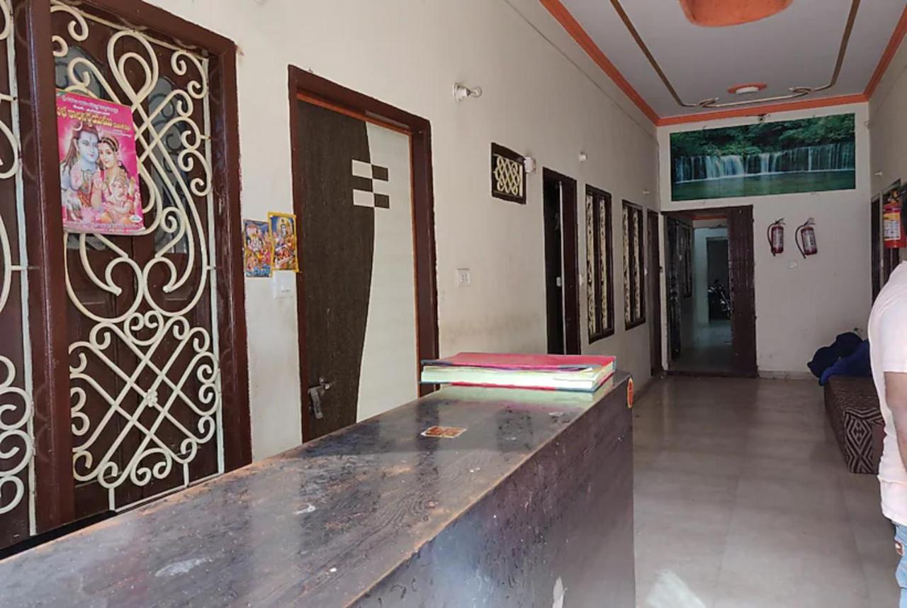 Goroomgo New Ashiyana Palace Benares Buitenkant foto